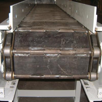 Scharnierplattenfoerderer2